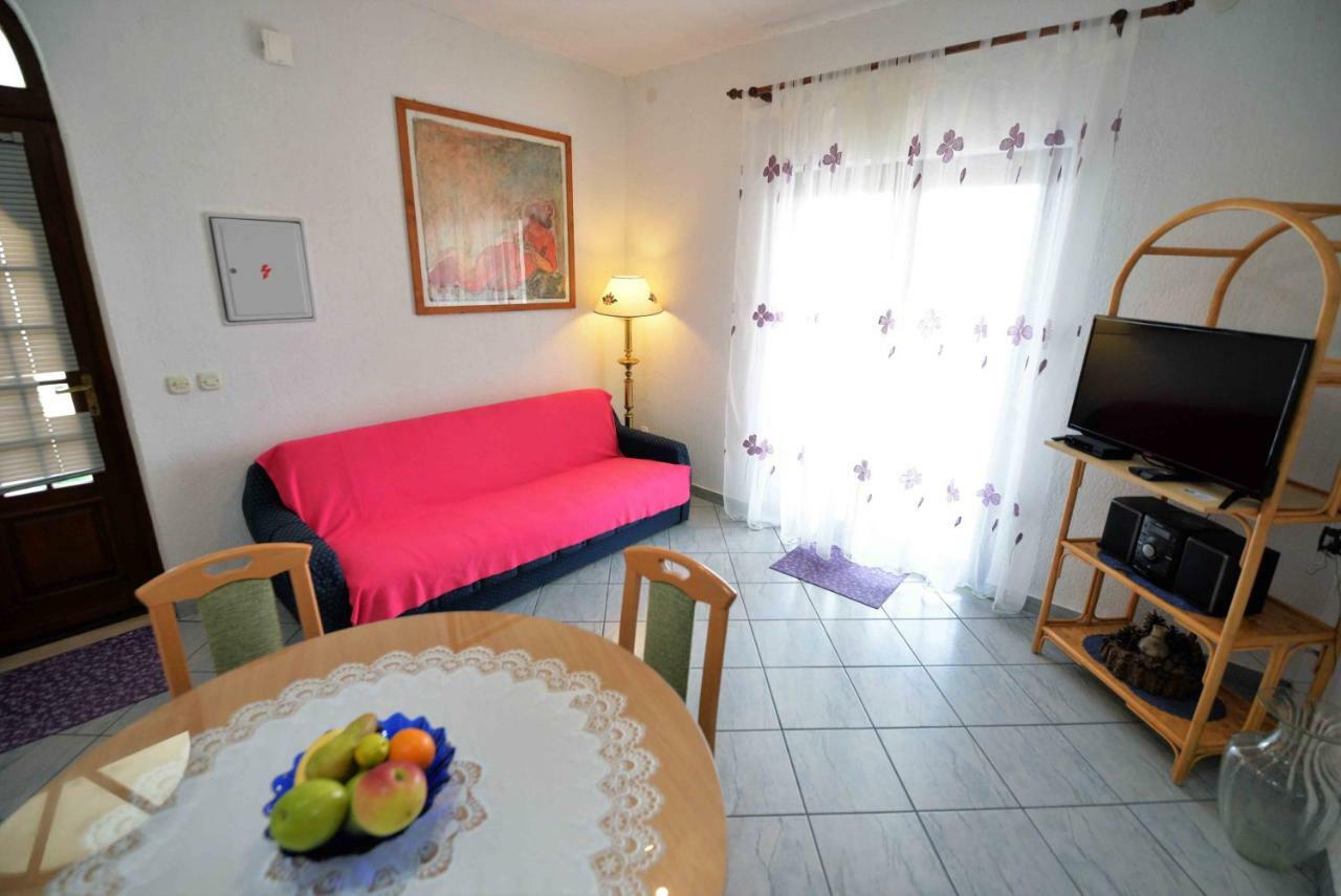 Apartment Zena Murter Buitenkant foto