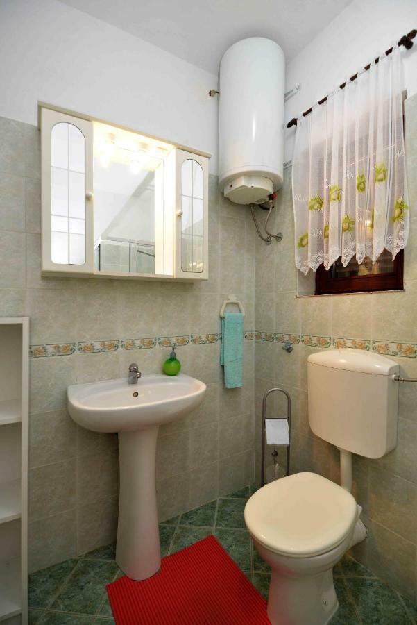 Apartment Zena Murter Buitenkant foto