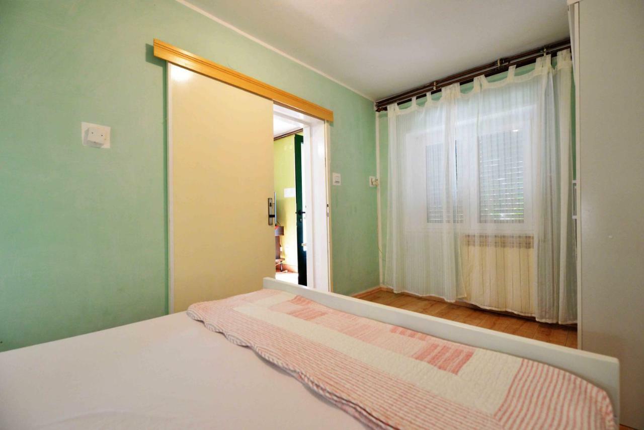 Apartment Zena Murter Buitenkant foto